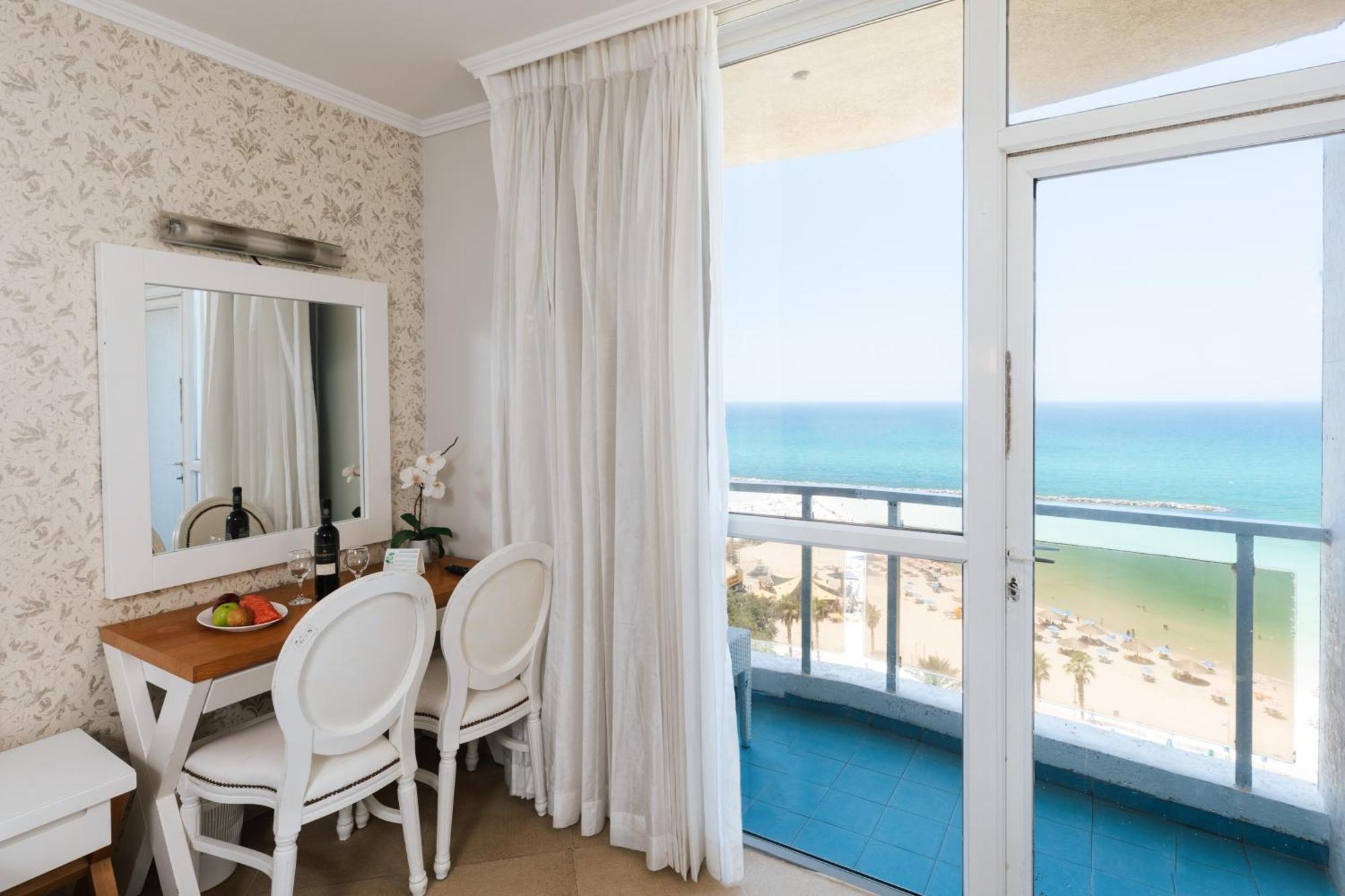 Residence Hotel Netanya Luaran gambar